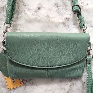 NEW, Mint green cowhide leather crossbody purse. Very soft.